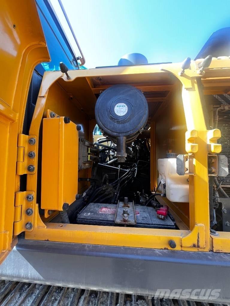 Volvo EC 220 D Верижен екскаватор