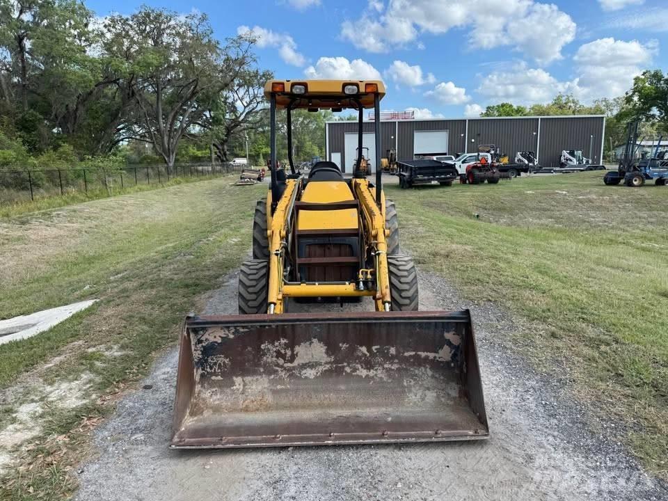 John Deere 110 Трактори