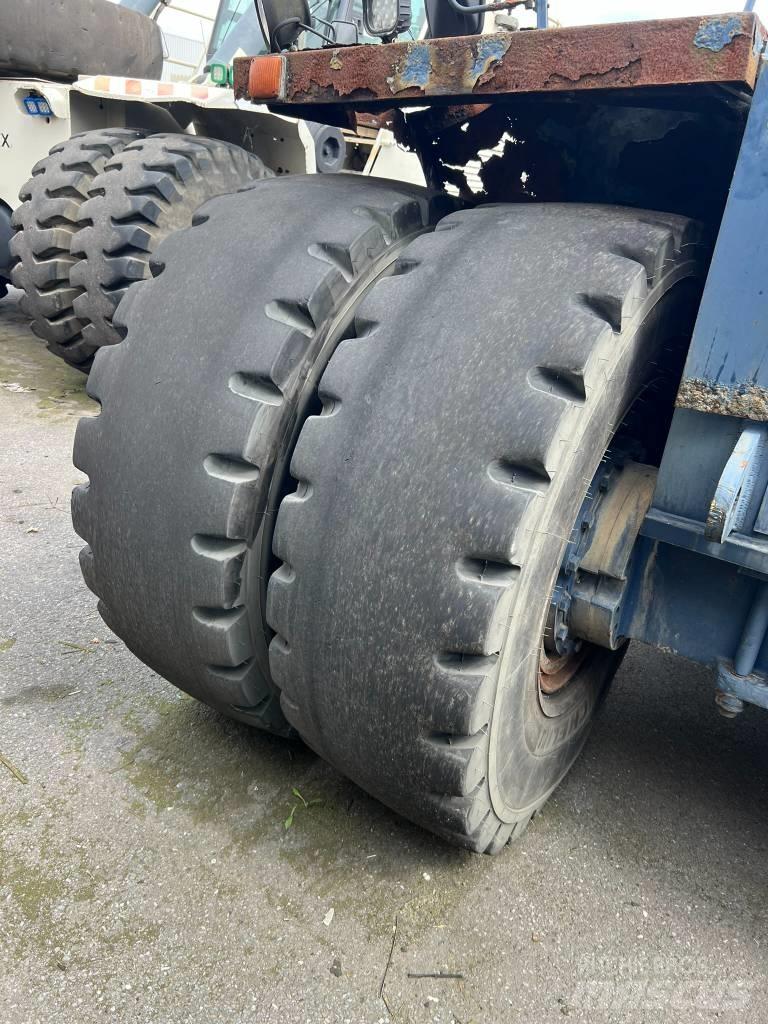 Terex TFC45 Кари повдигачи на контейнери