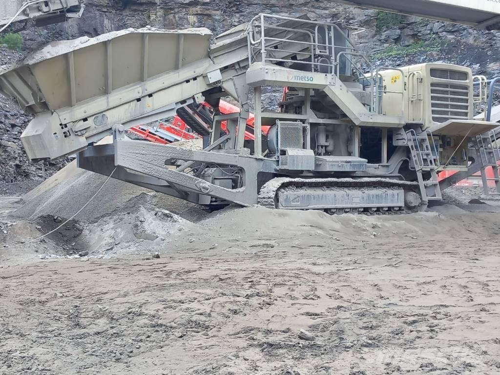 Metso LT 200 HP Мобилни трошачки
