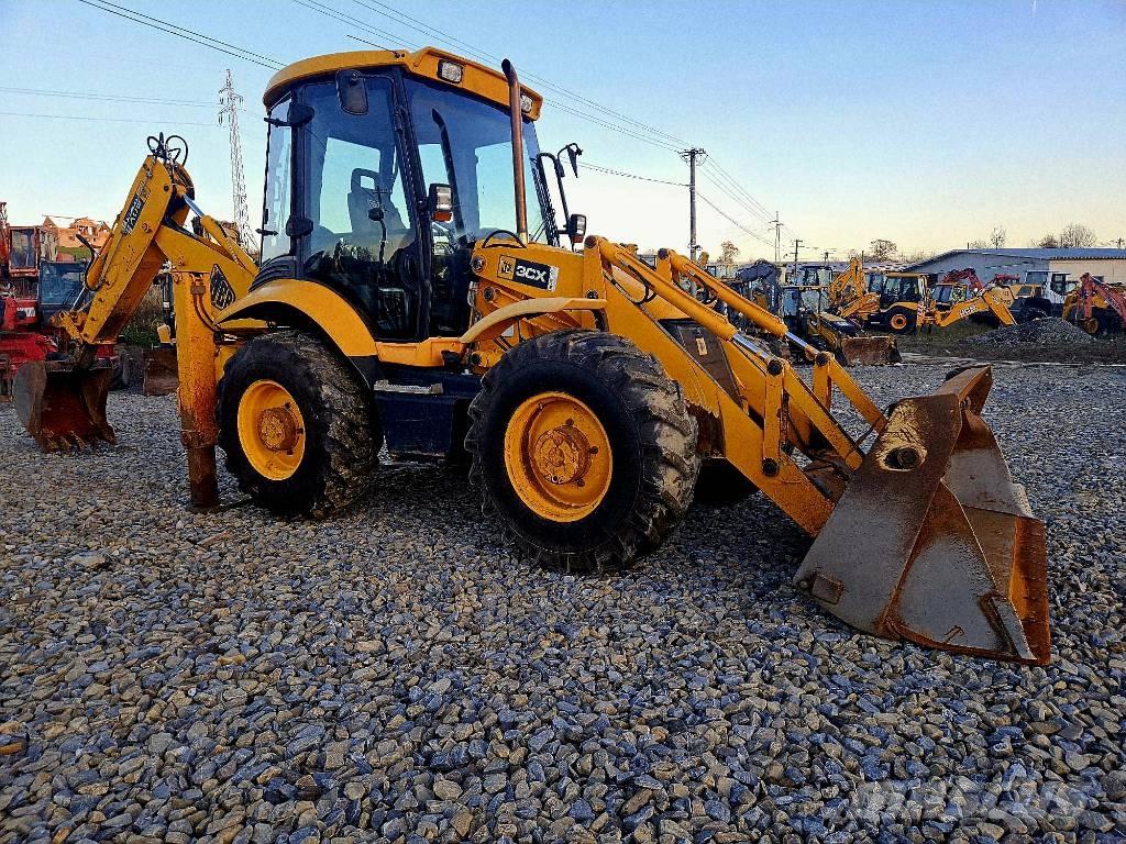 JCB 3 CX Super Товарач със заден ексватор