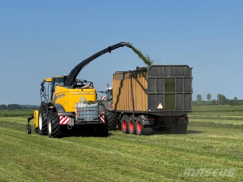 New Holland FR 550 Самоходни фуражири