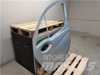 Manitou MLT 741 door Кабина
