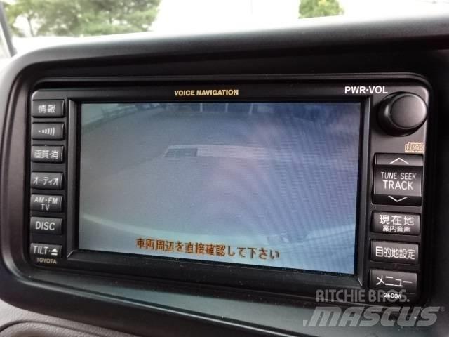 Toyota SDG-XZB50 Мини бусове