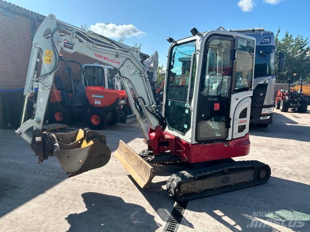 Takeuchi TB 325 R Мини екскаватори < 7 т