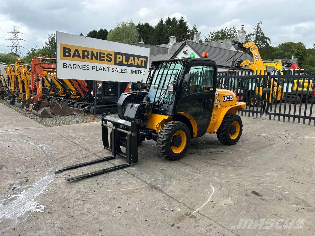 JCB 520-40 Телескопични товарачи