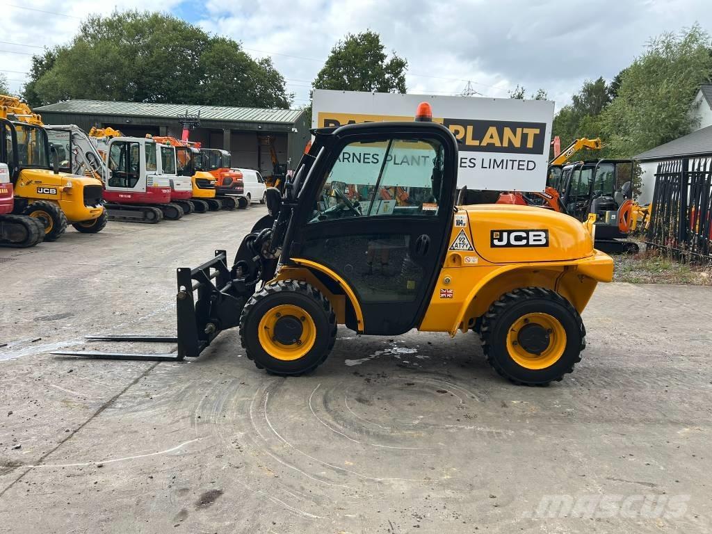 JCB 520-40 Телескопични товарачи