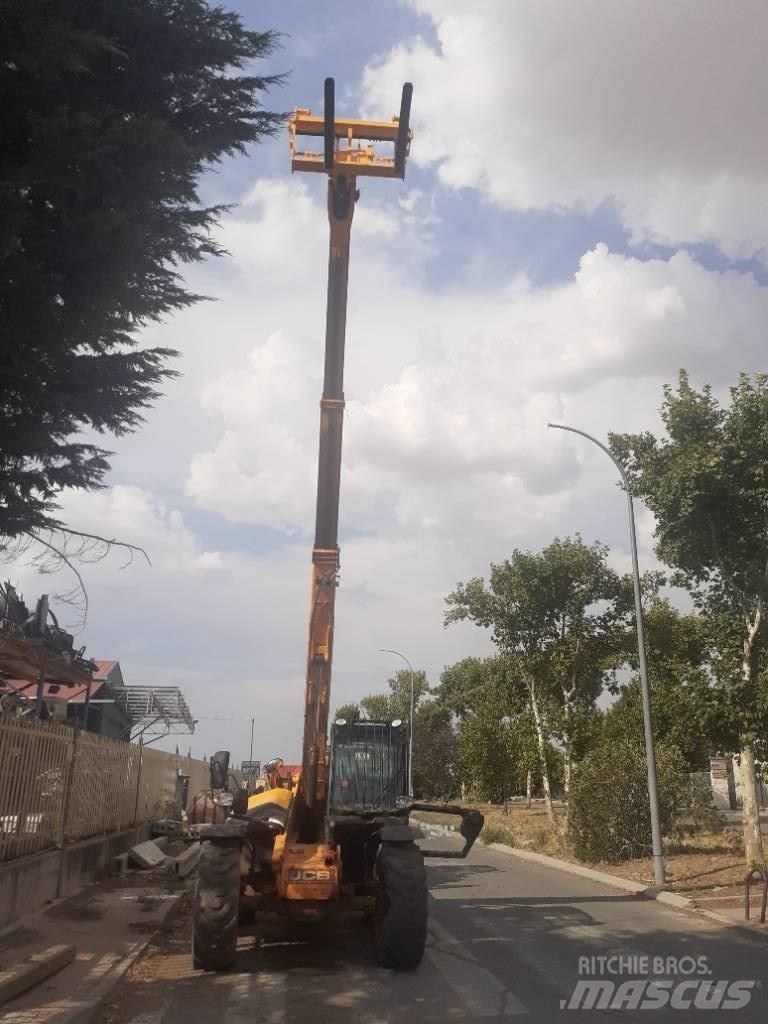 JCB 535-95 Телескопични товарачи за селското стопанство