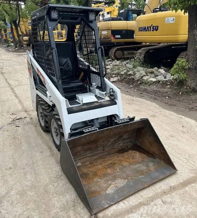 Bobcat S70 Мини товарачи

