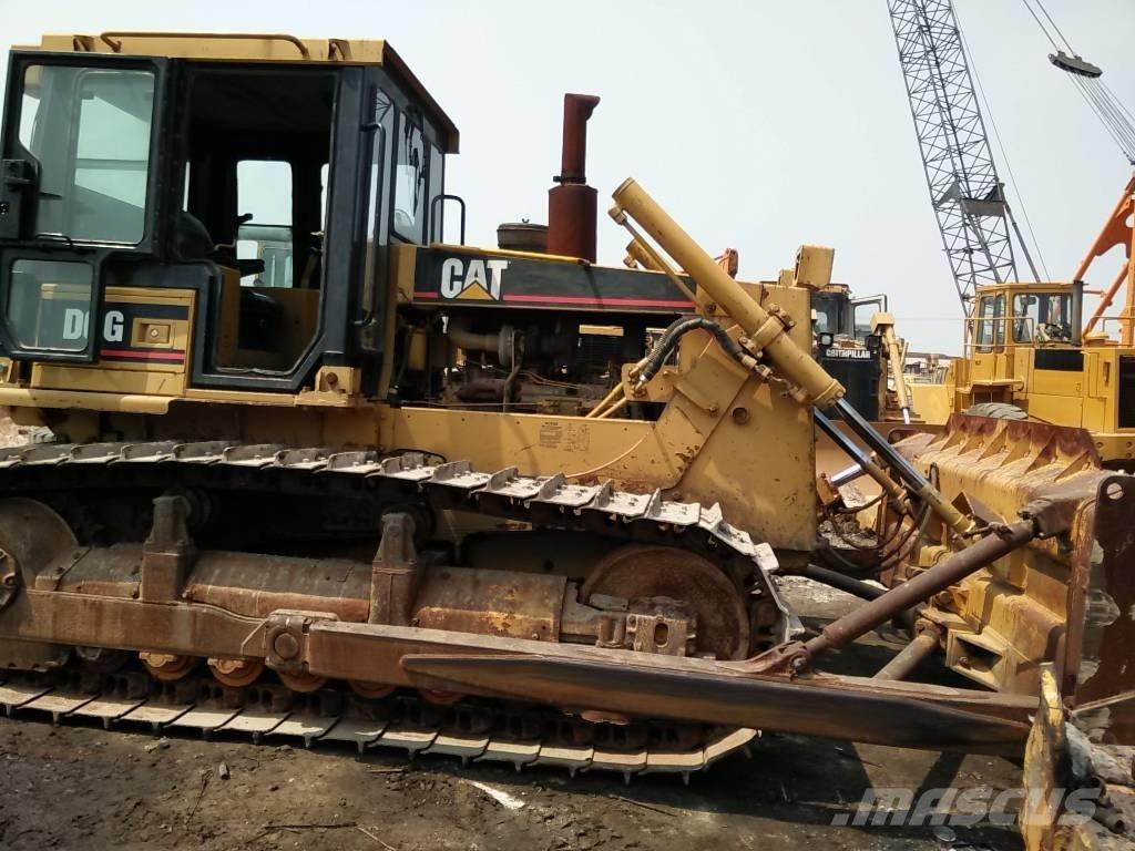 CAT D 6 G Верижни булдозери
