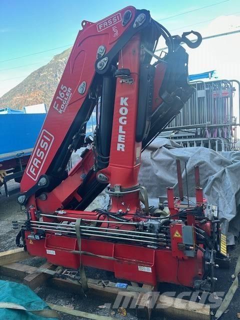 Fassi F 165 Товарещи кранове