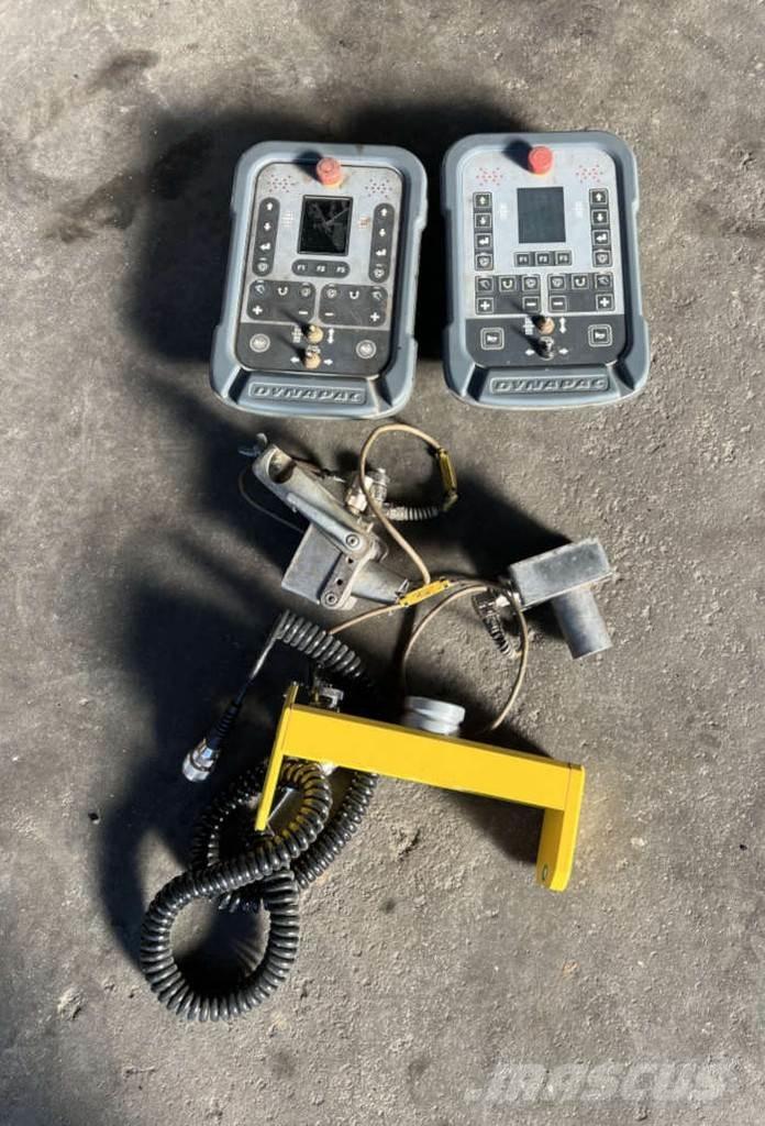 Dynapac SD 1800 W Машини за асфалт