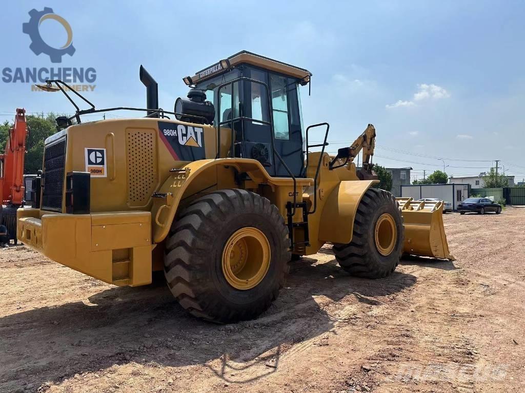 CAT 980H Колесни товарачи