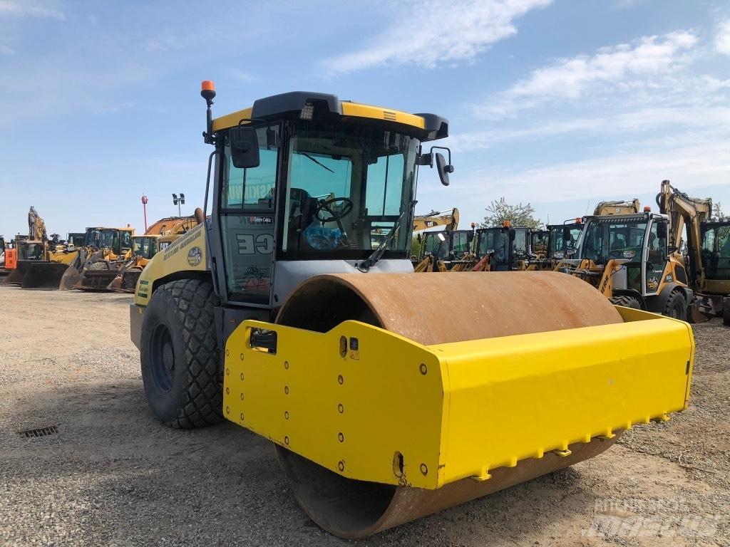Atlas Copco CA3500 D Еднобарабанни ролки
