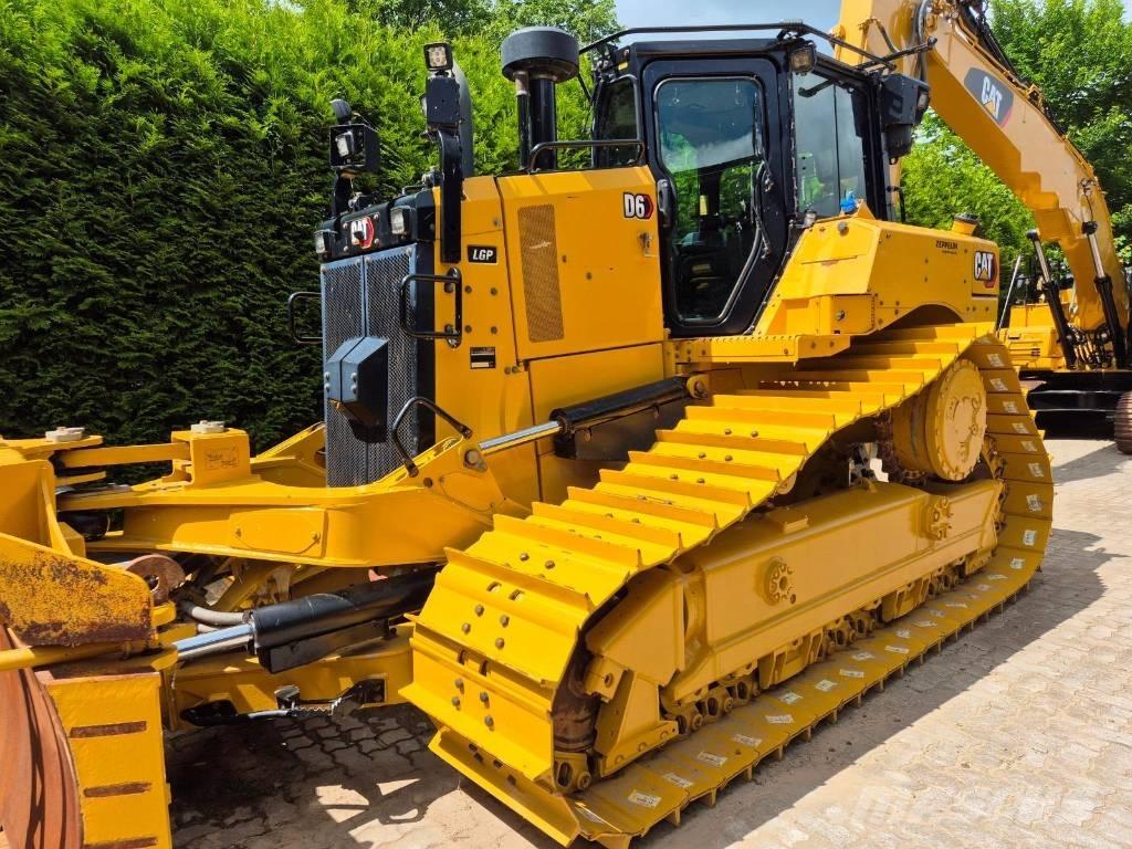 CAT D 6 LGP Верижни булдозери
