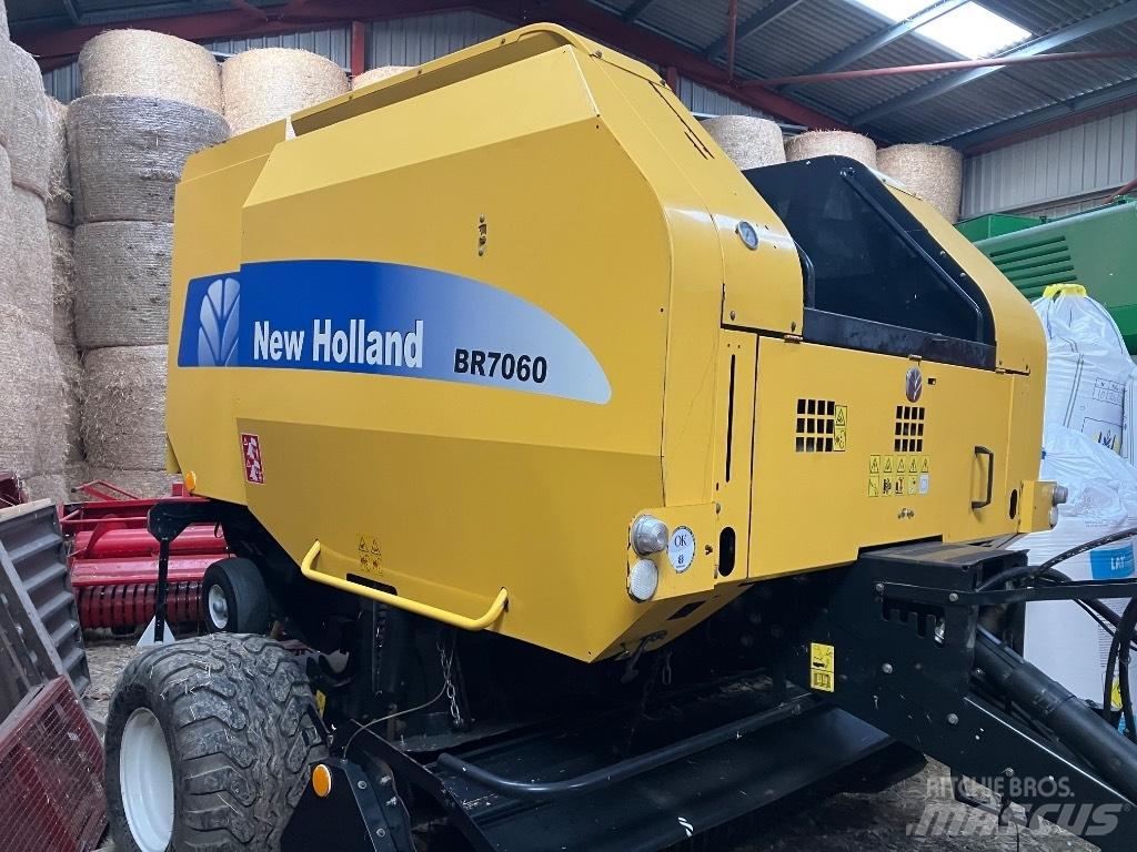 New Holland BR 7060 Сламопреси за кръгли бали
