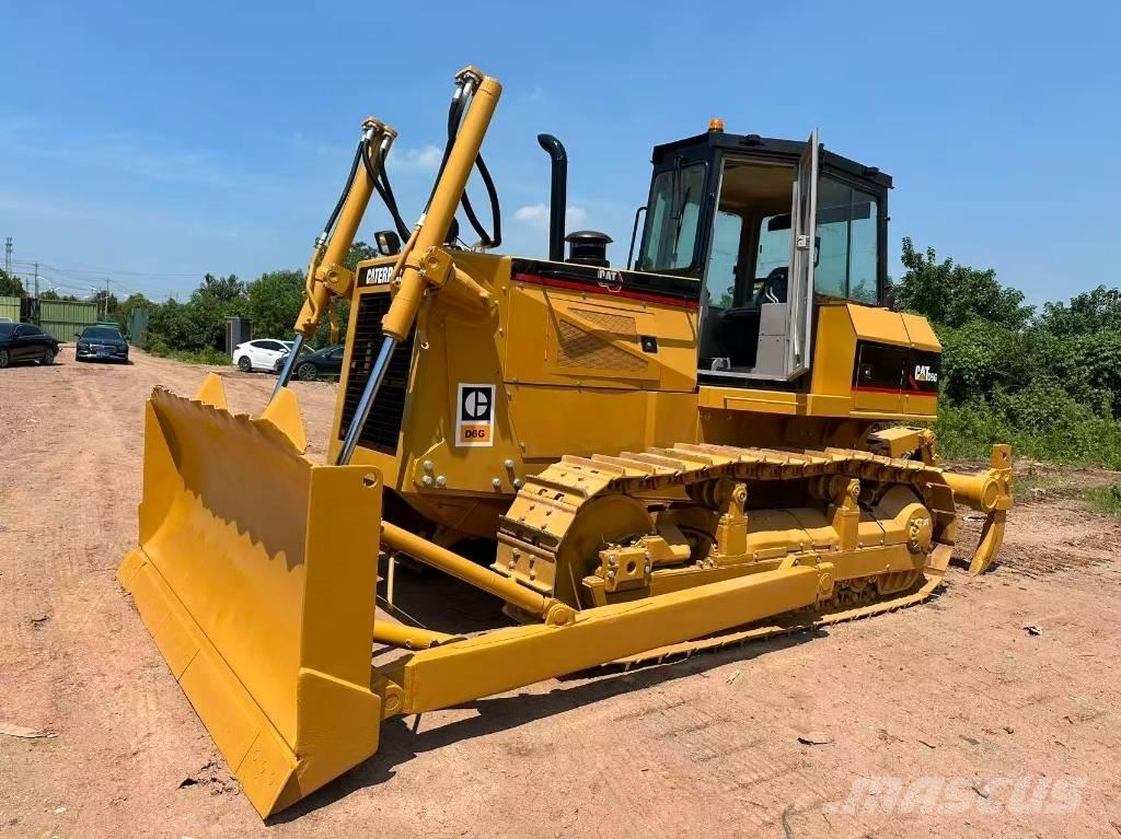 CAT D 6 G Верижни булдозери
