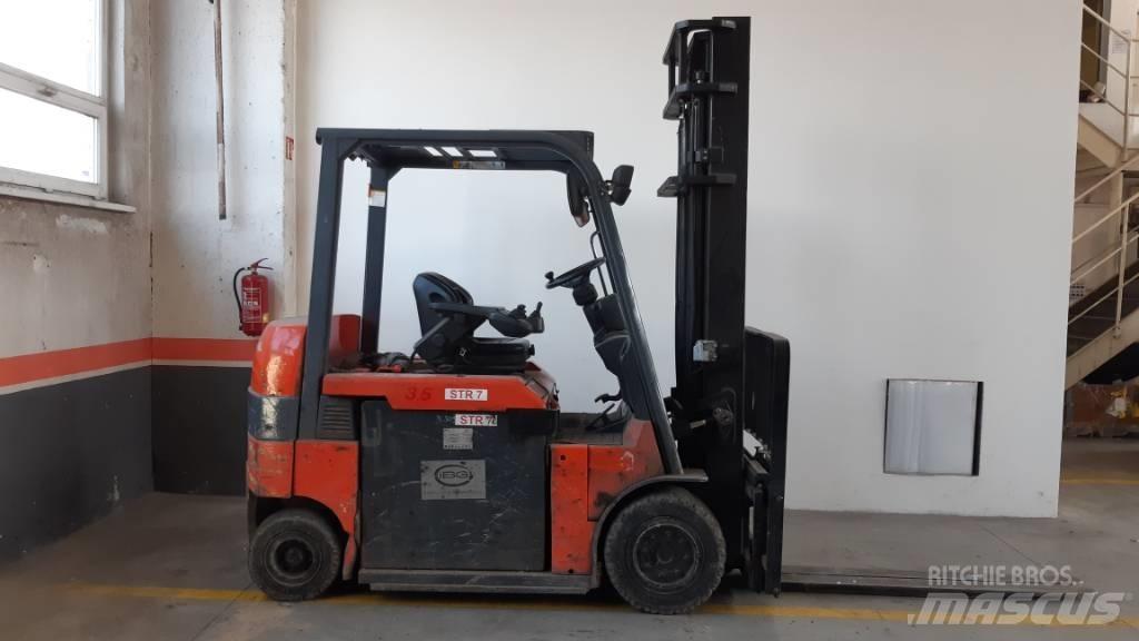 Toyota 7FBMF35 Електрически вилични кари-повдигачи