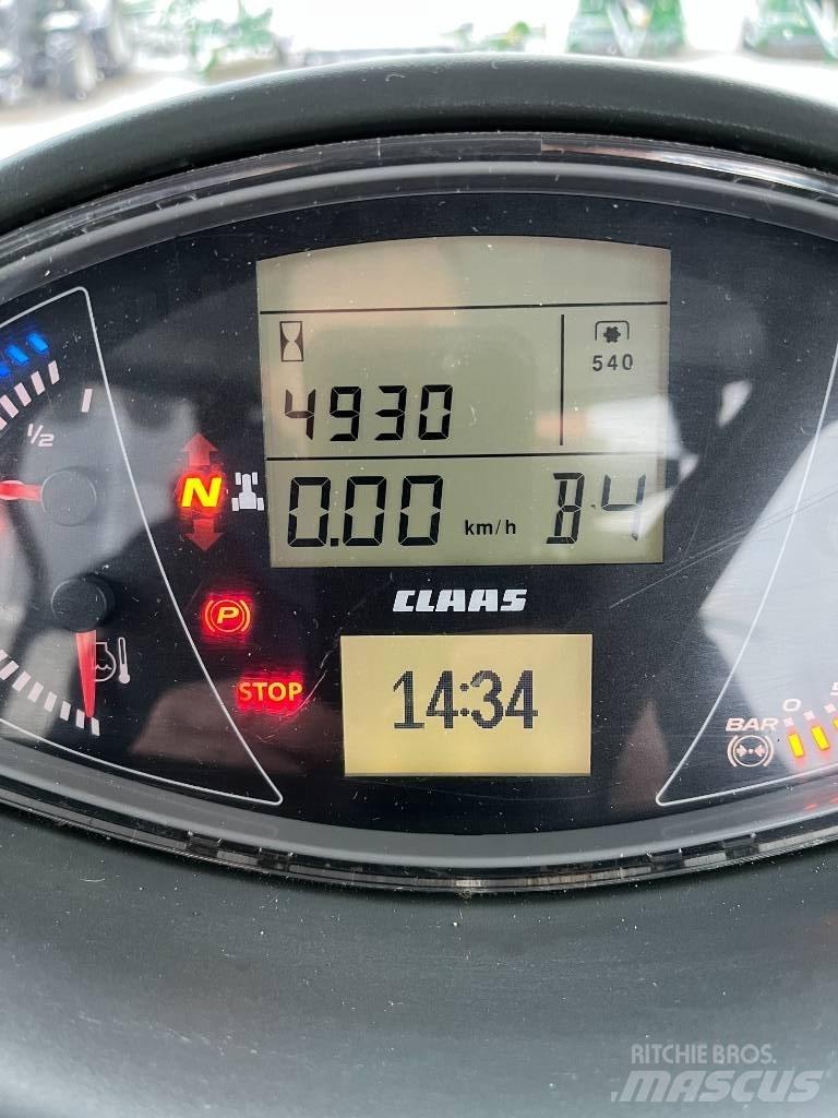 CLAAS Axion 850 Трактори