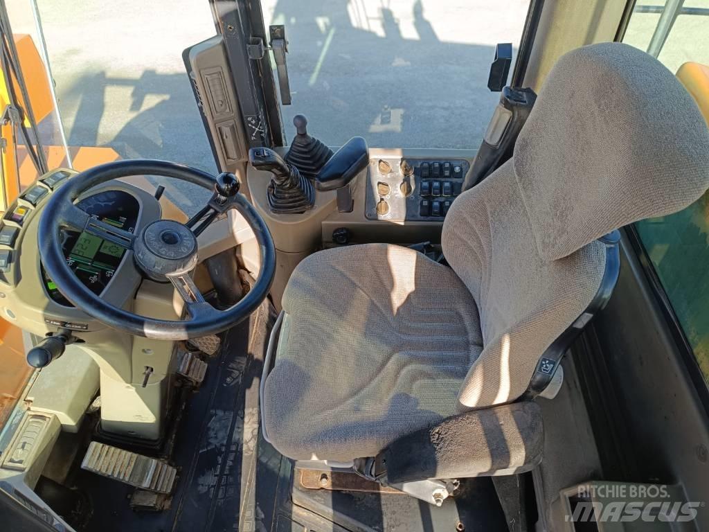 CASE 921 C/2 Колесни товарачи