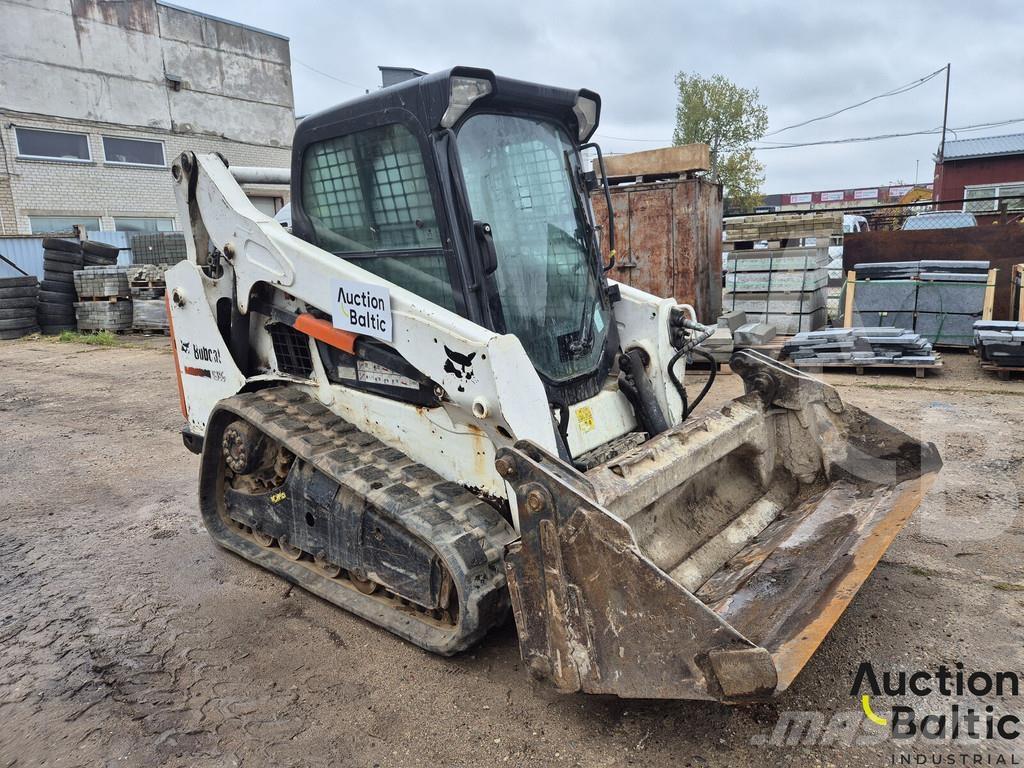 Bobcat T590 Верижен товарач