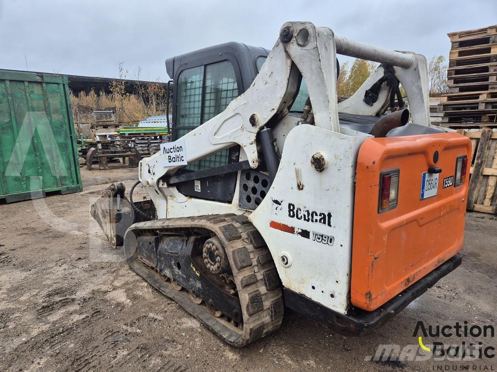 Bobcat T590 Верижен товарач