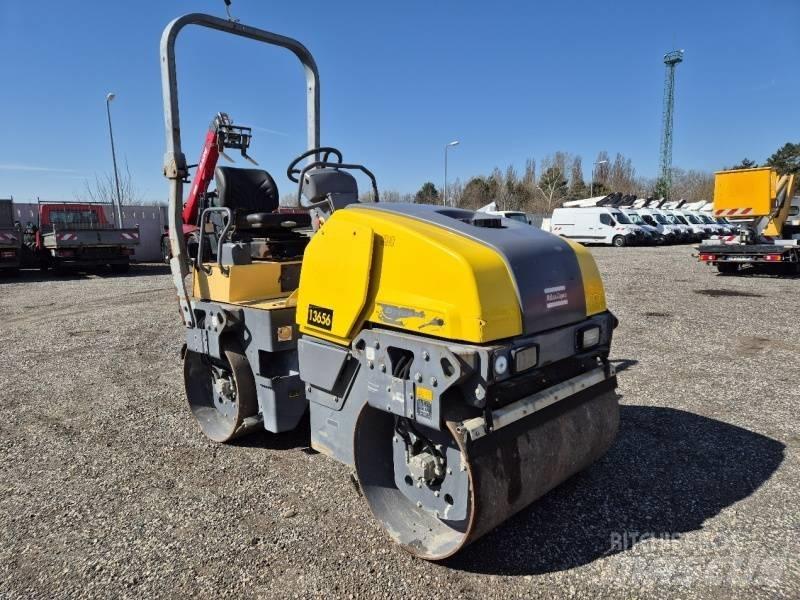 Dynapac CC1200 Двойни барабанни ролки

