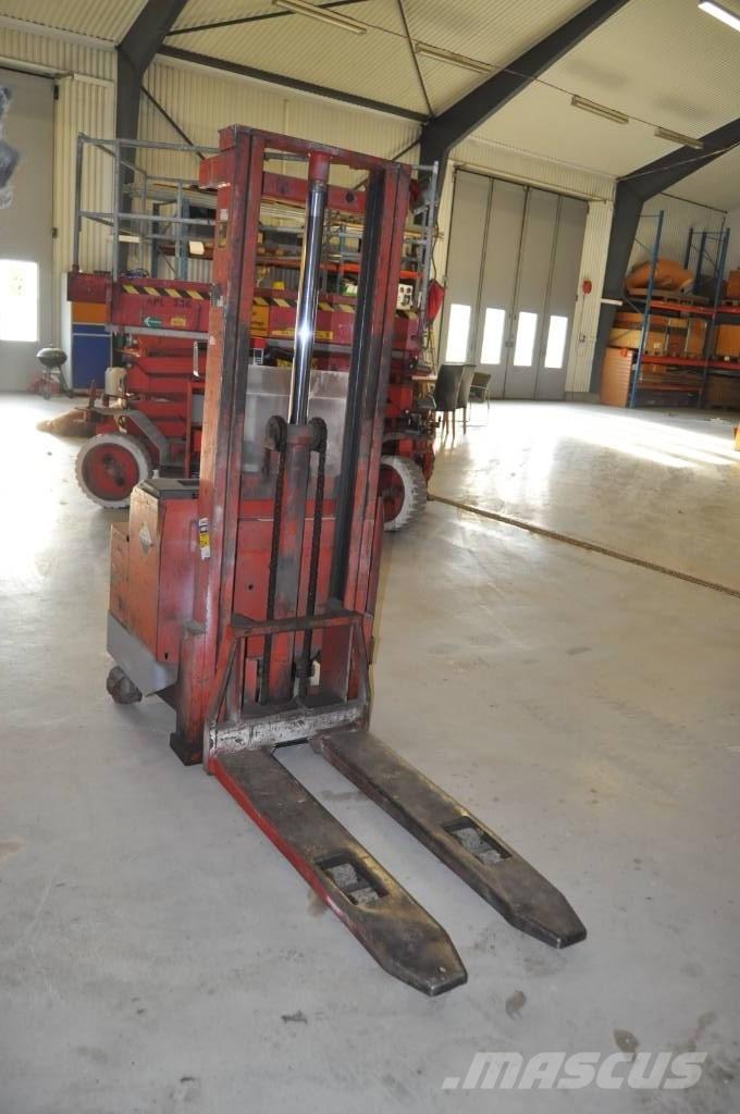 BT LGV1000 /  EL-TRUCK Електрически вилични кари-повдигачи