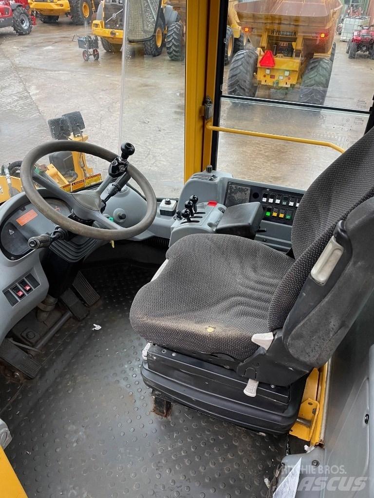 Volvo L60E Колесни товарачи