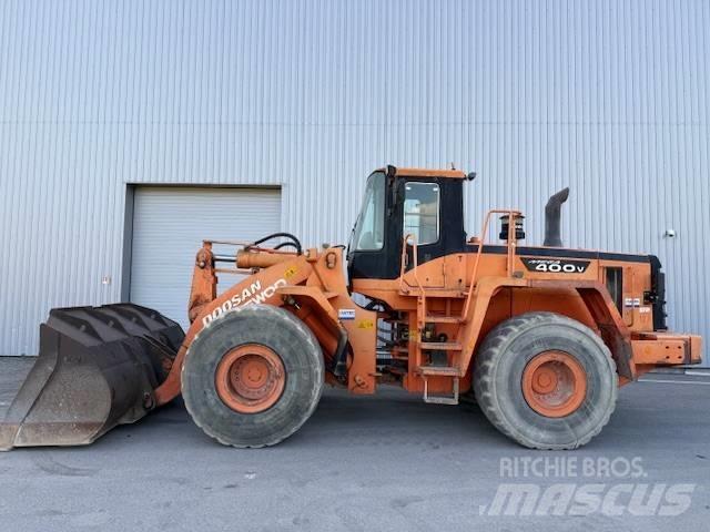 Doosan DL 400 Колесни товарачи