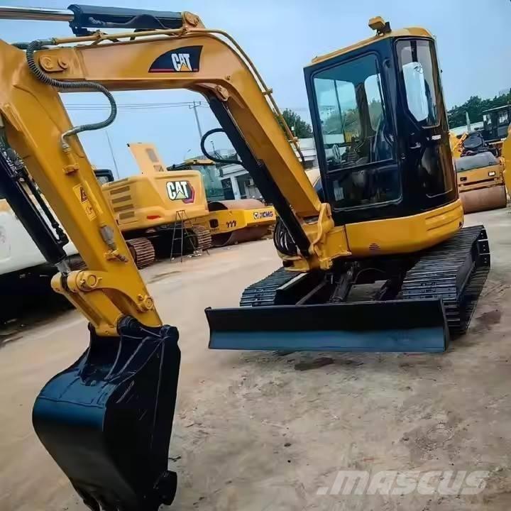 CAT 304 CR Мини екскаватори < 7 т