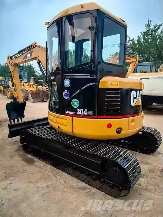 CAT 304 CR Мини екскаватори < 7 т