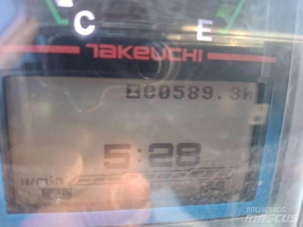 Takeuchi TB225LSA Мини екскаватори < 7 т