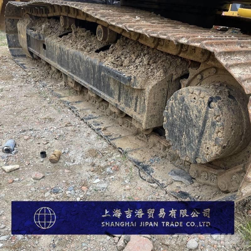 CAT 315 D Средни екскаватори 7т - 12т