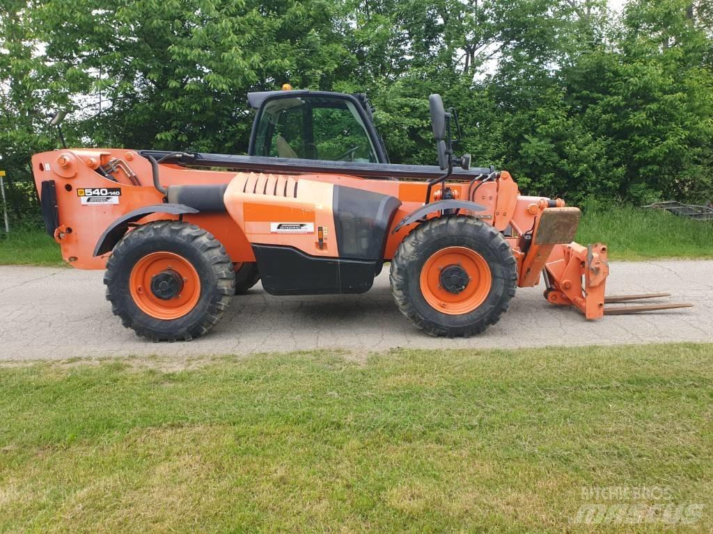 JCB 540-140 Телескопични товарачи