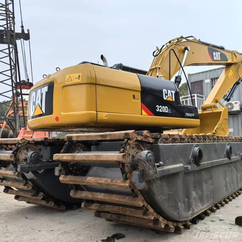 CAT 320 D Багери амфибии