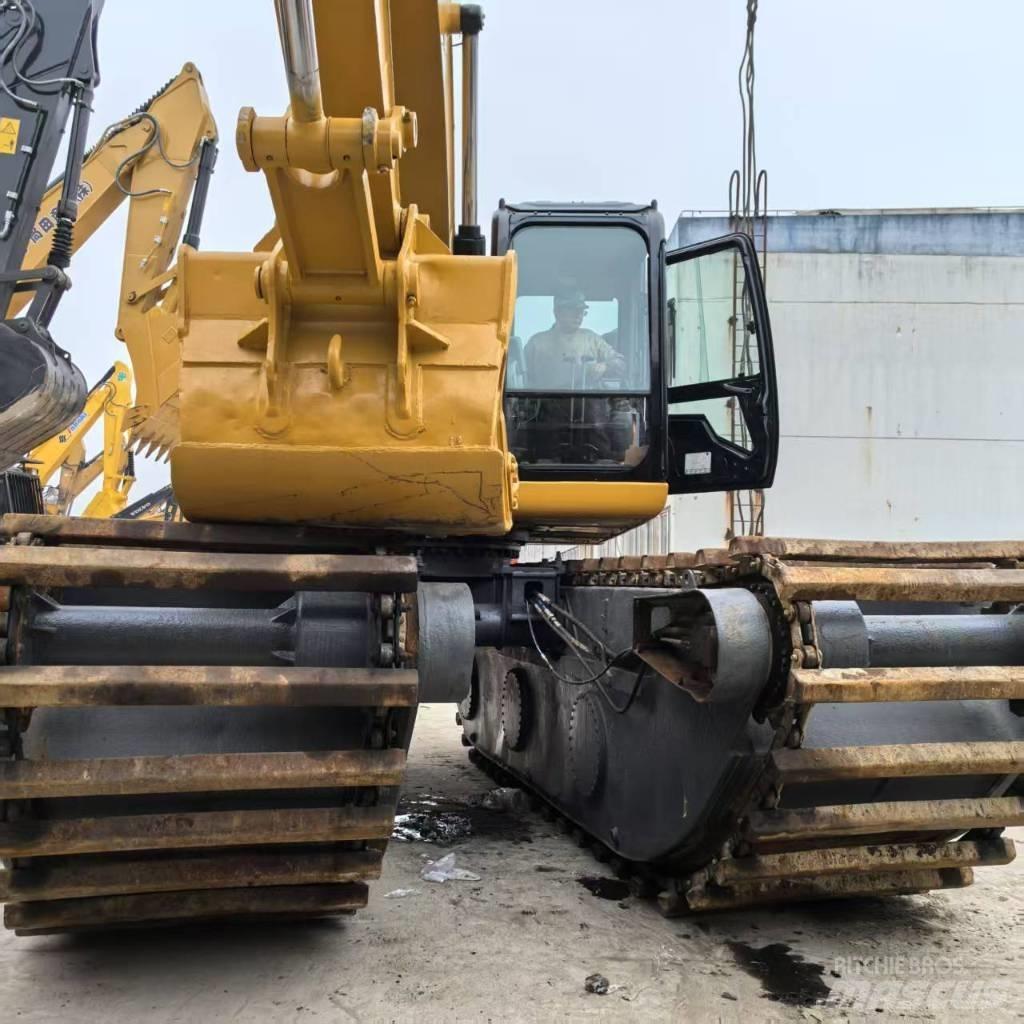 CAT 320 D Багери амфибии