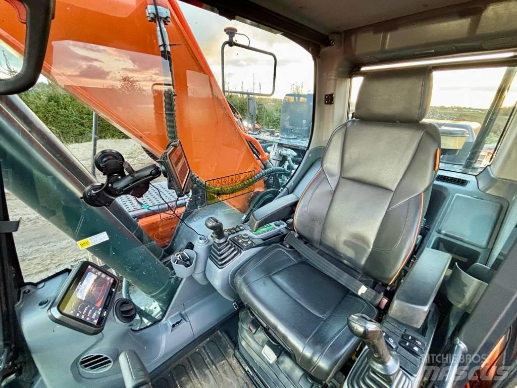 Doosan DX 255 Верижен екскаватор
