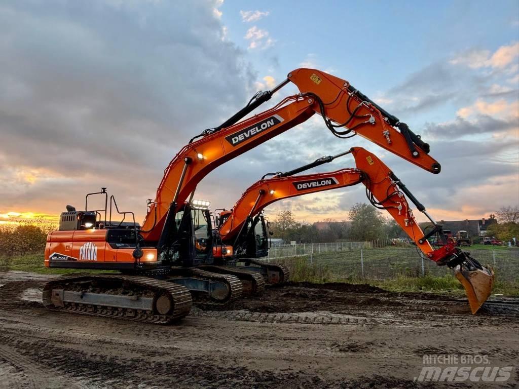 Doosan DX 255 Верижен екскаватор