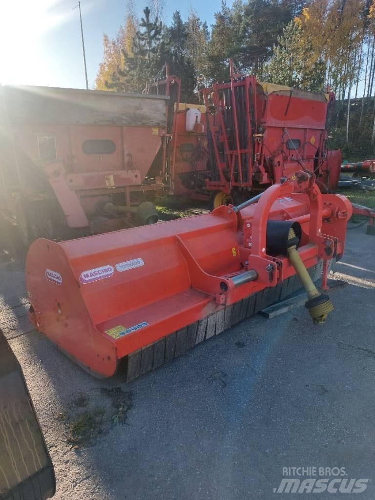 Maschio Tornado 280 Стъблорезачки