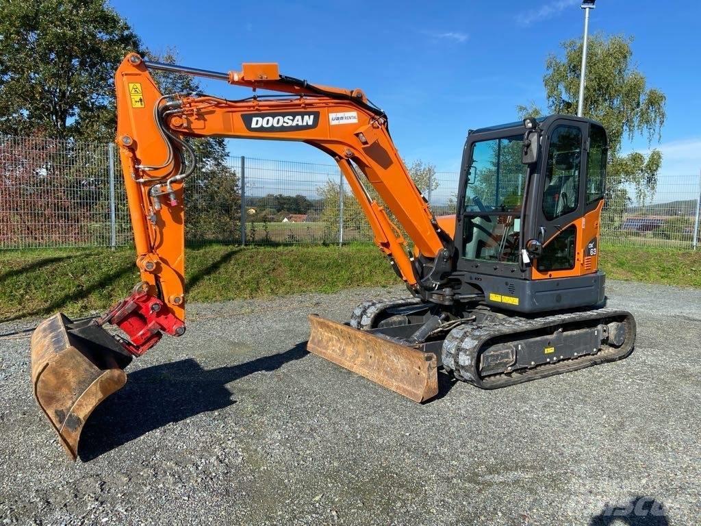Doosan DX63-3 Верижен екскаватор