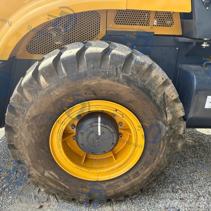 XCMG XS263J Еднобарабанни ролки
