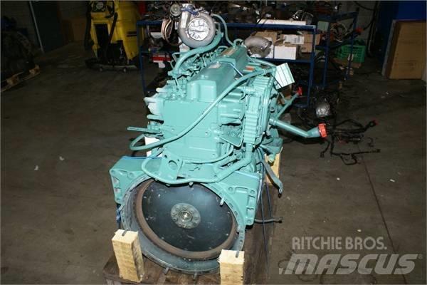 Volvo D7C Двигатели