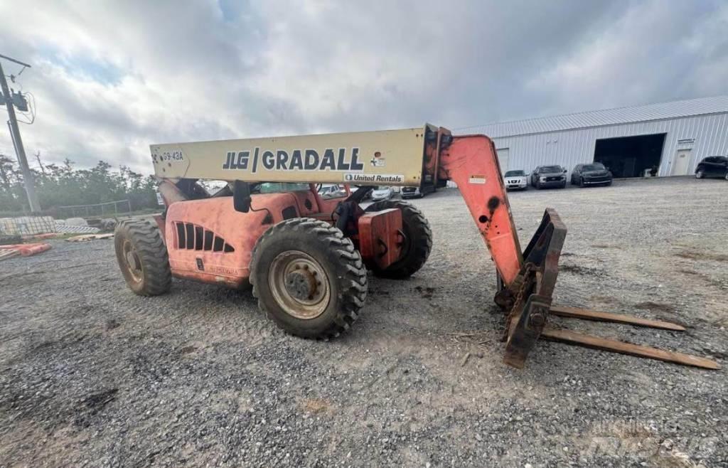 JLG G 9-43 A Телескопични товарачи