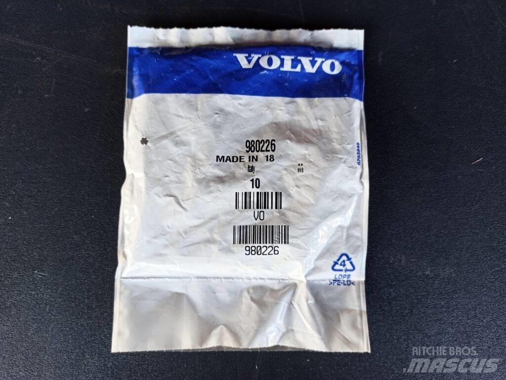 Volvo STUD 980226 Транспорт - Други