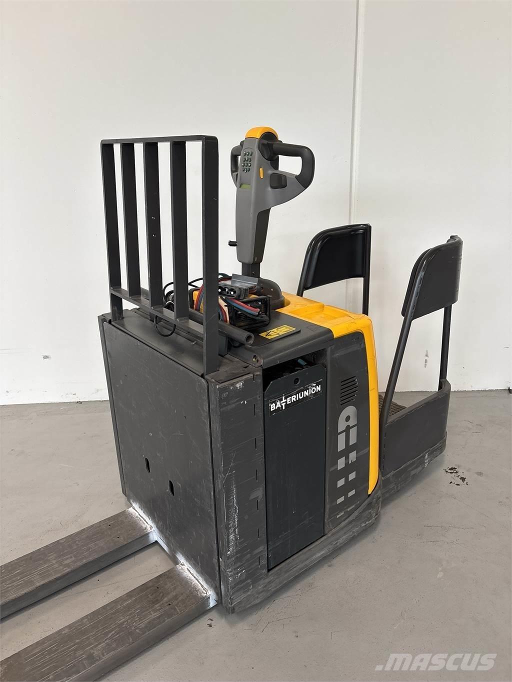 Atlet PMR200P Колички с платформа за оператора