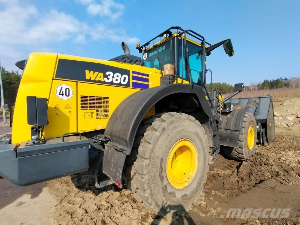 Komatsu WA 380-8 Колесни товарачи