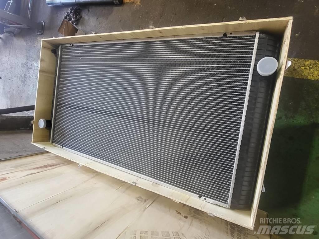 Volvo VOE15147470 Радиатори
