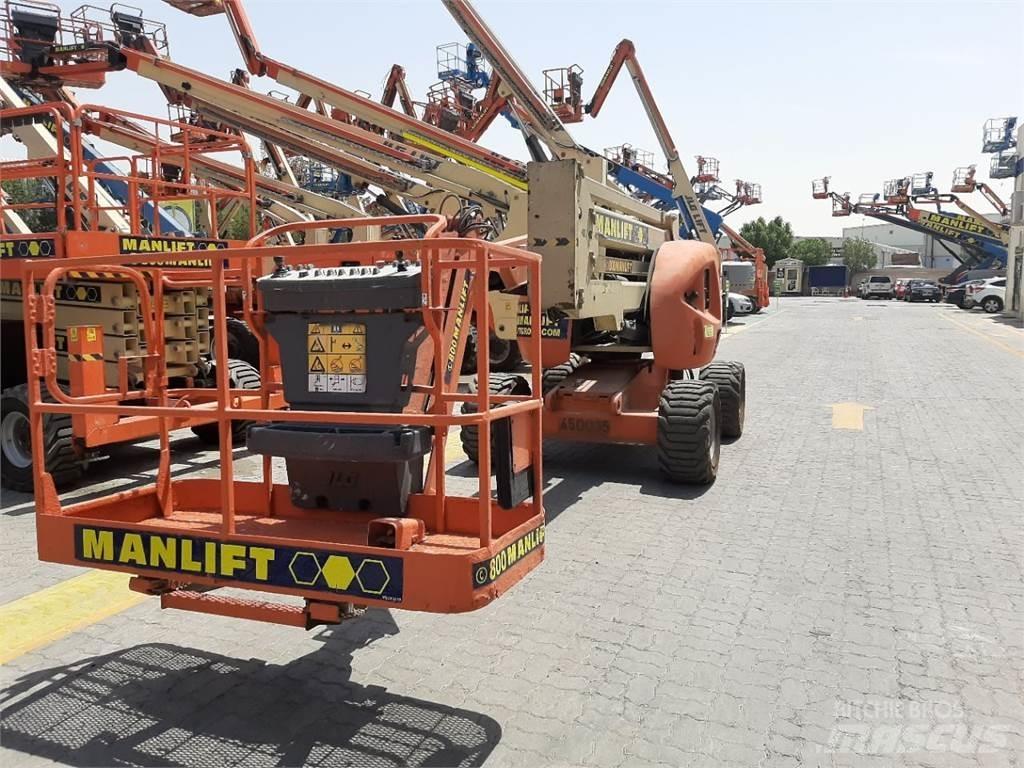 JLG 450AJ Съчленени стрелови подемници