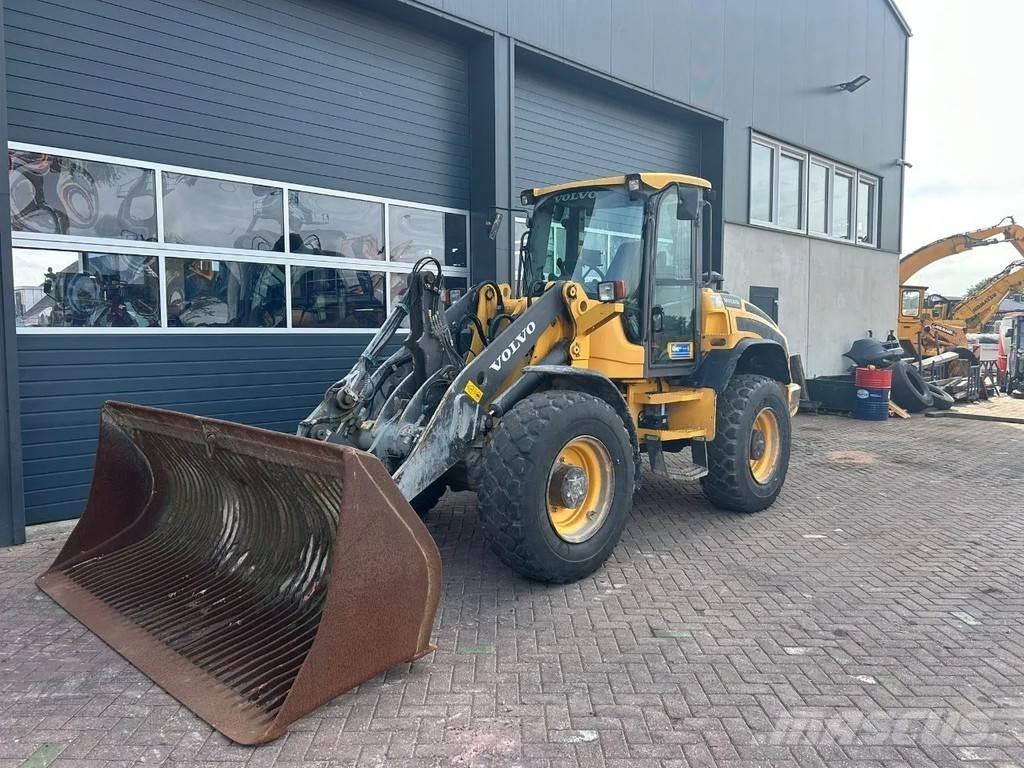 Volvo L45G Колесни товарачи